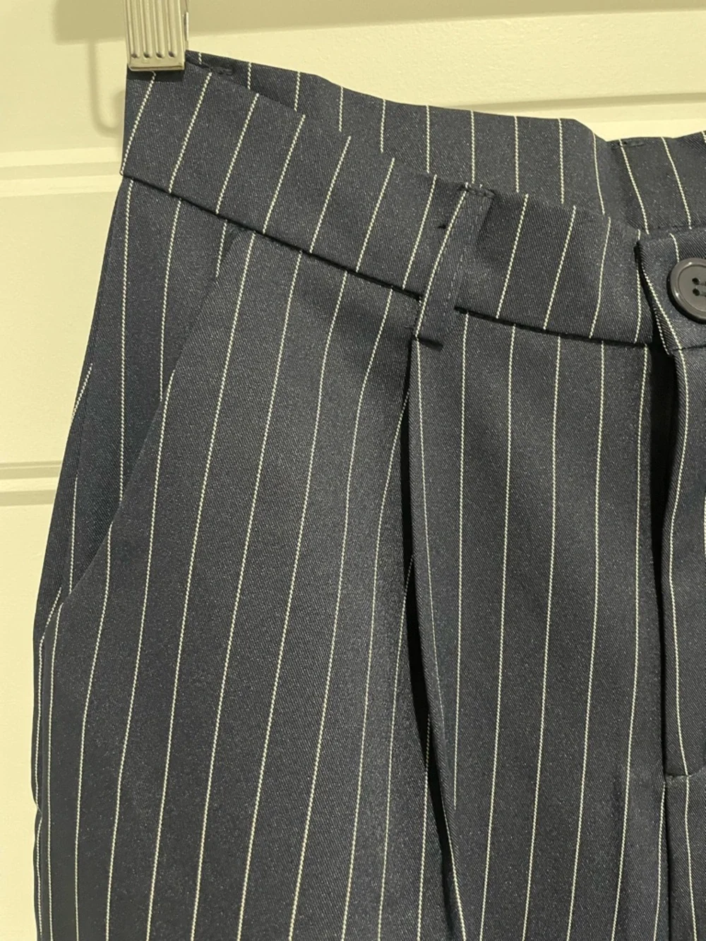 NWT -Navy Blue Pin Striped 2-Piece Suit - Picture 4 of 5
